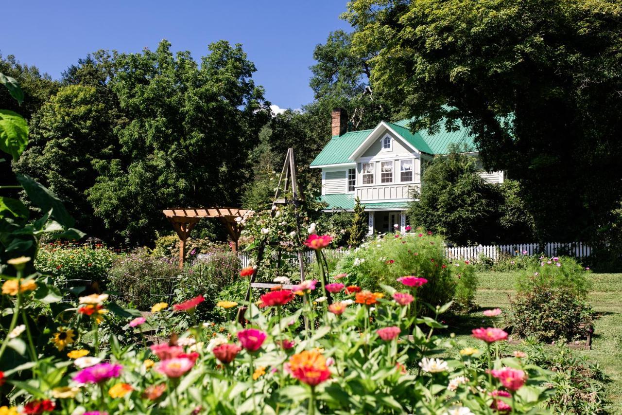 The Mast Farm Inn Banner Elk Bagian luar foto