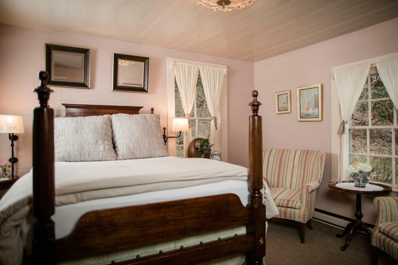 The Mast Farm Inn Banner Elk Bagian luar foto